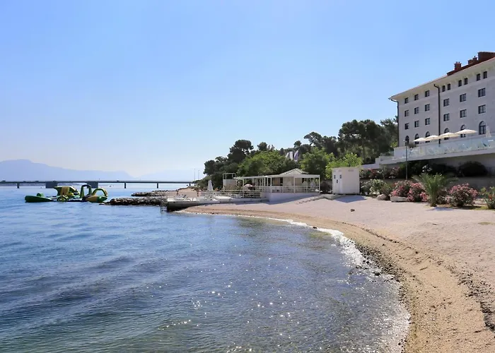 By The Sea - 15155 3*