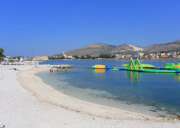 بيت ضيافة By The Sea - 15155