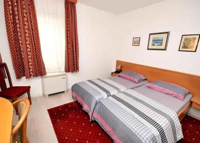 By The Sea - 15155 3* Τρογκίρ